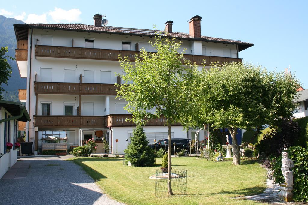 Hotel Garni Almenrausch Und Edelweiss Γκάρμις-Παρτενκίρχεν Εξωτερικό φωτογραφία