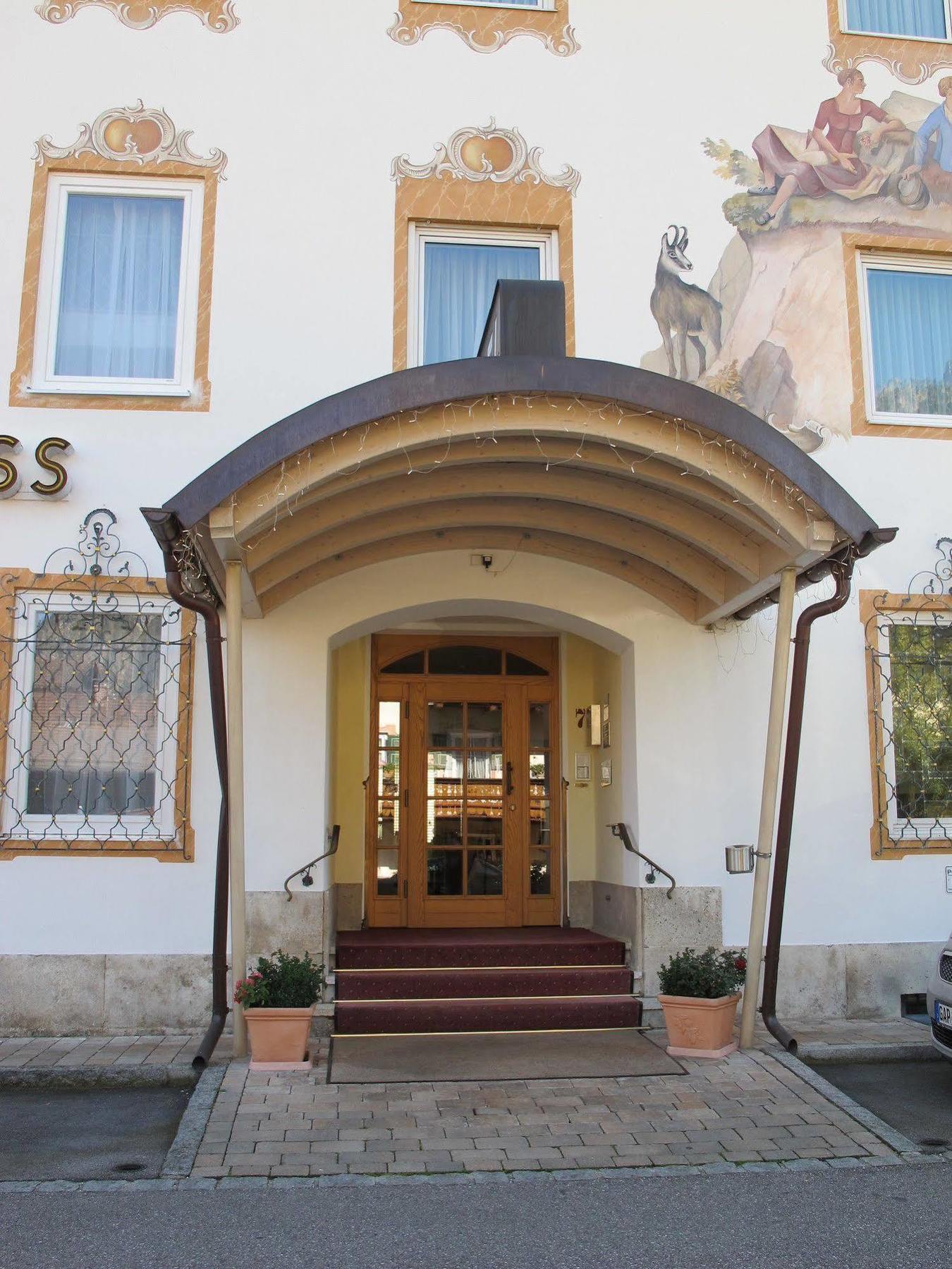 Hotel Garni Almenrausch Und Edelweiss Γκάρμις-Παρτενκίρχεν Εξωτερικό φωτογραφία