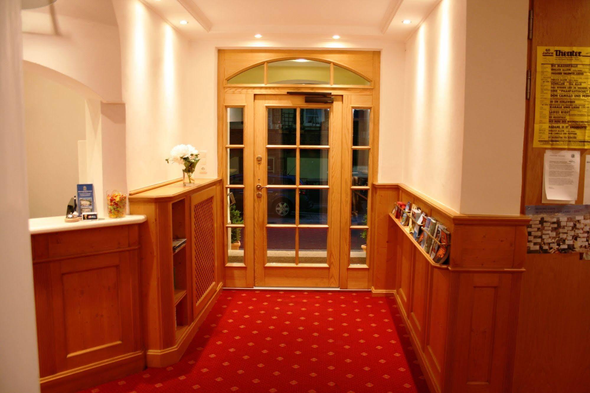 Hotel Garni Almenrausch Und Edelweiss Γκάρμις-Παρτενκίρχεν Εξωτερικό φωτογραφία