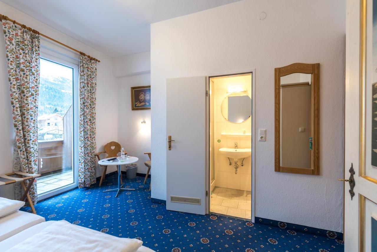 Hotel Garni Almenrausch Und Edelweiss Γκάρμις-Παρτενκίρχεν Εξωτερικό φωτογραφία