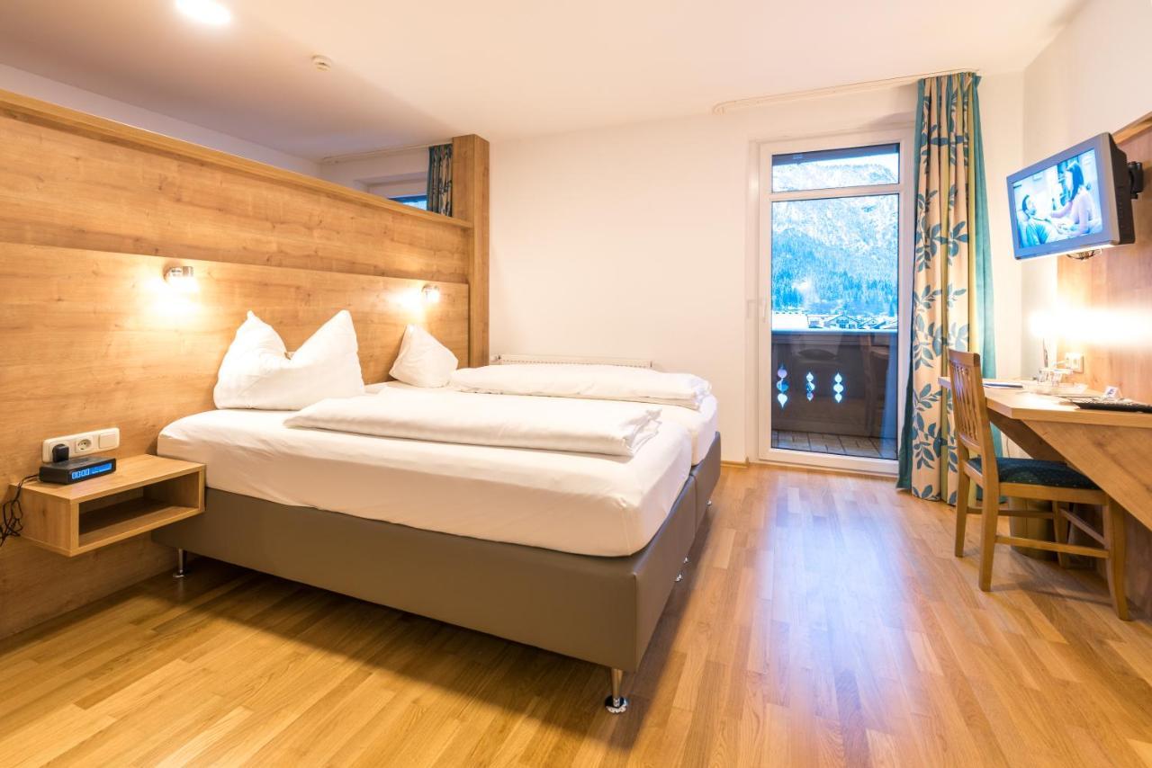 Hotel Garni Almenrausch Und Edelweiss Γκάρμις-Παρτενκίρχεν Εξωτερικό φωτογραφία
