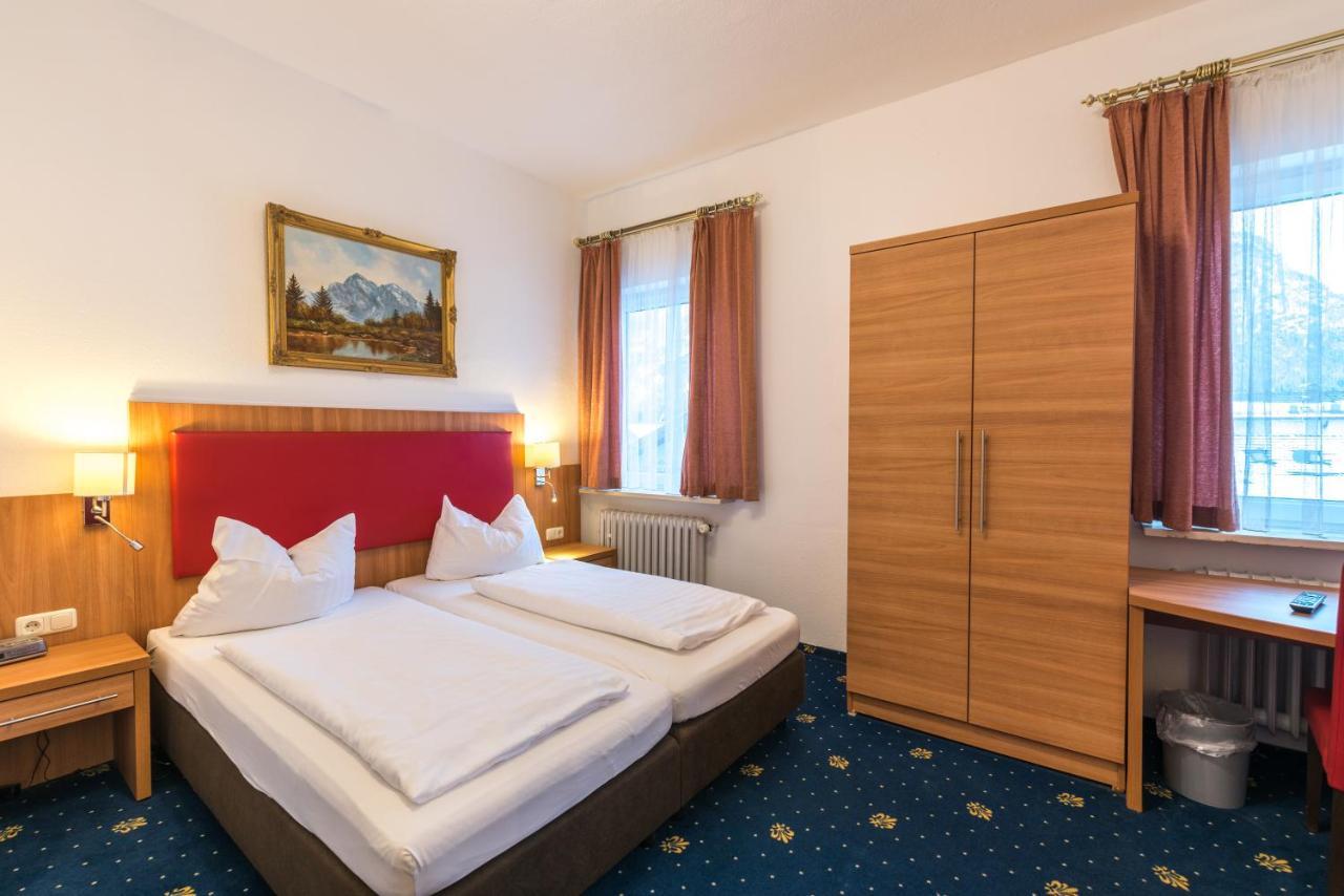 Hotel Garni Almenrausch Und Edelweiss Γκάρμις-Παρτενκίρχεν Εξωτερικό φωτογραφία